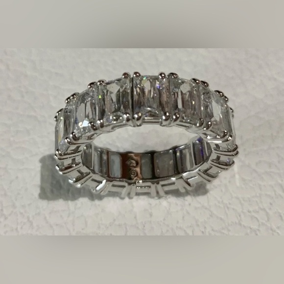 Signed Swarovski Silver Vittore Rectangular Cut Ring |  7 | New - Picture 16 of 16